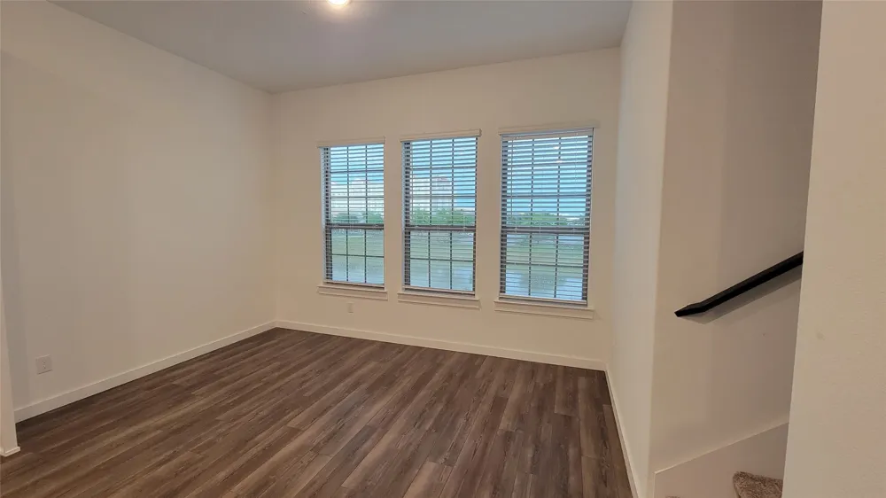 2739 Levee Lane Lewisville, TX 75067