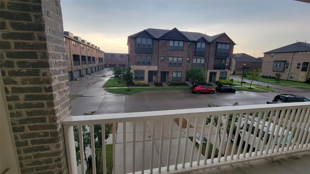 2739 Levee Lane Lewisville, TX 75067