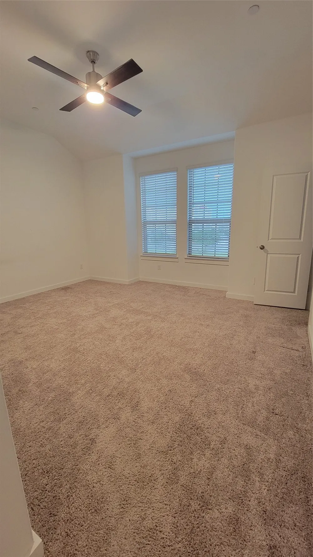 2739 Levee Lane Lewisville, TX 75067