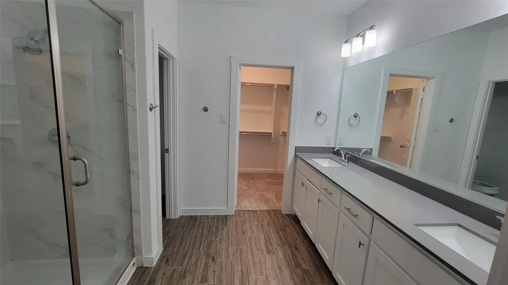 2739 Levee Lane Lewisville, TX 75067