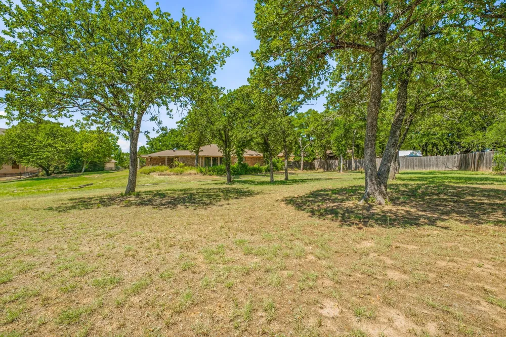 1513 Mimosa Circle Graham, TX 76450