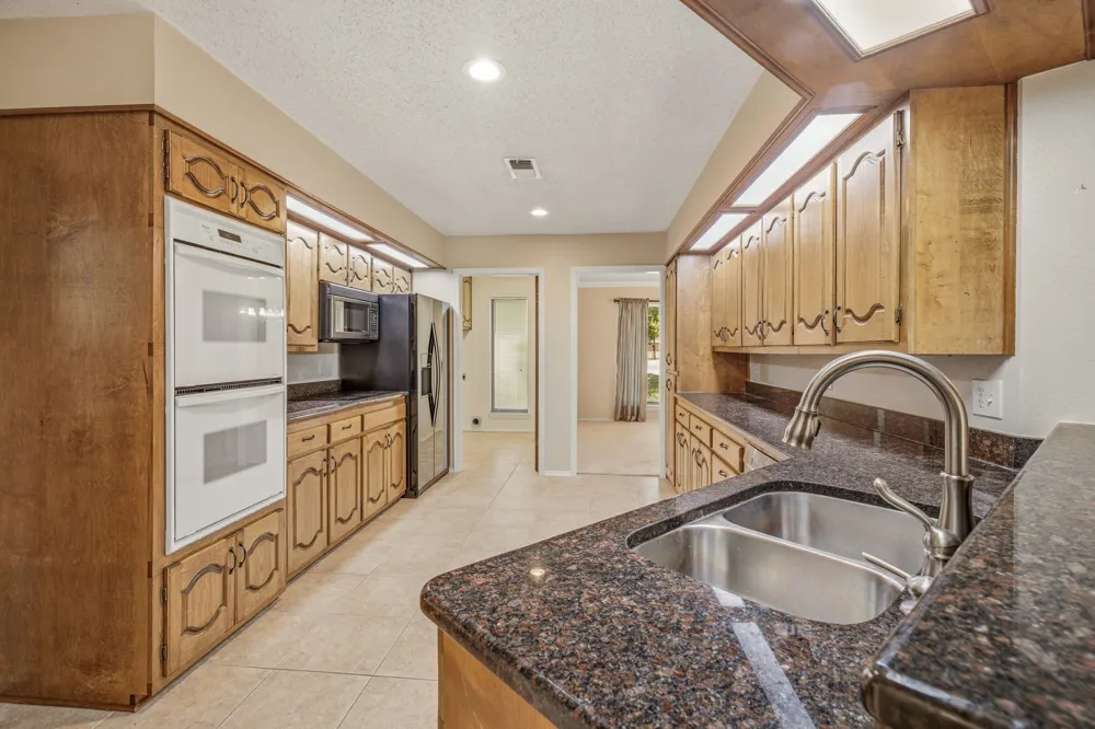 1513 Mimosa Circle Graham, TX 76450