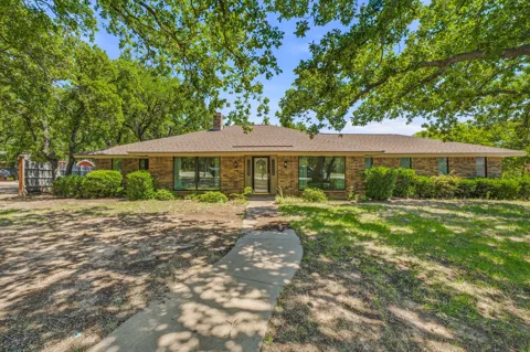 1513 Mimosa Circle