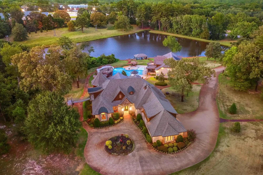 15381 County Road 463 Lindale, TX 75771