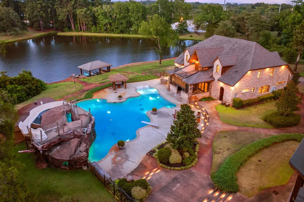 15381 County Road 463 Lindale, TX 75771
