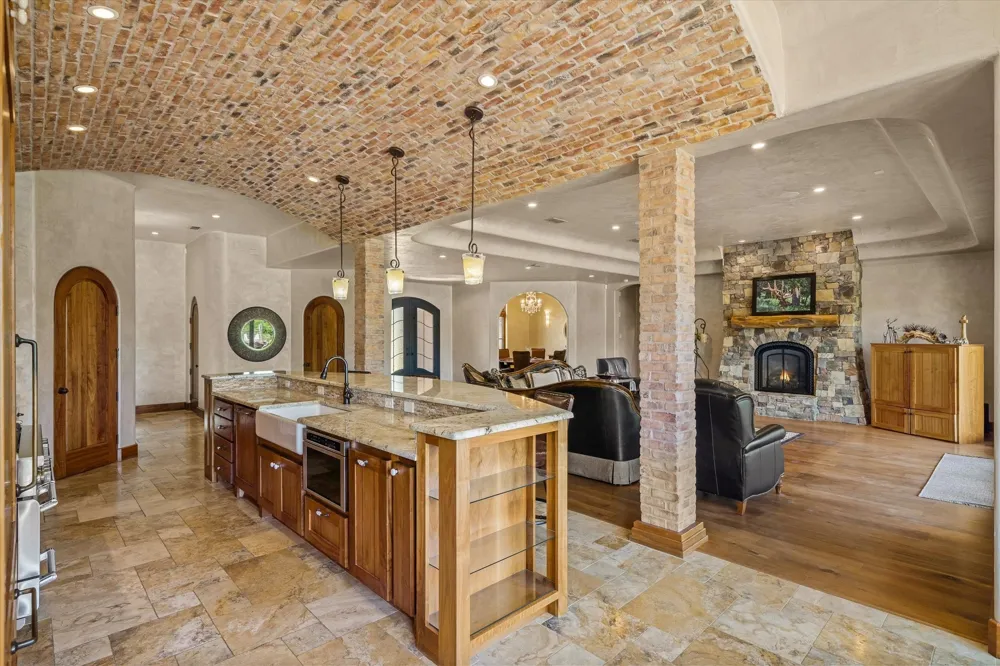 15381 County Road 463 Lindale, TX 75771