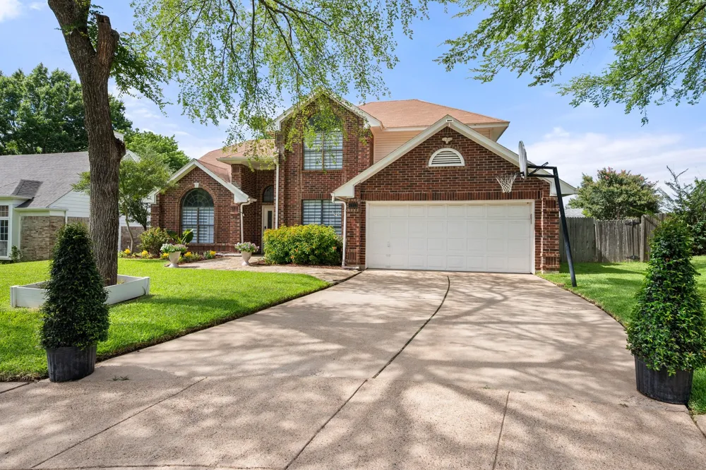 4313 Kenwood Drive Grapevine, TX 76051