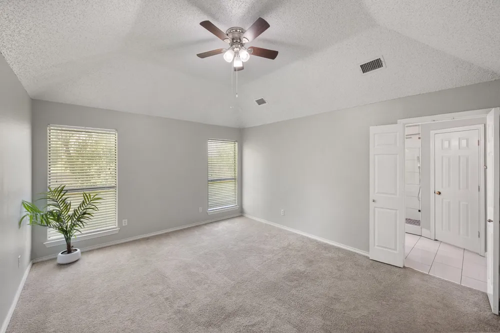 4313 Kenwood Drive Grapevine, TX 76051