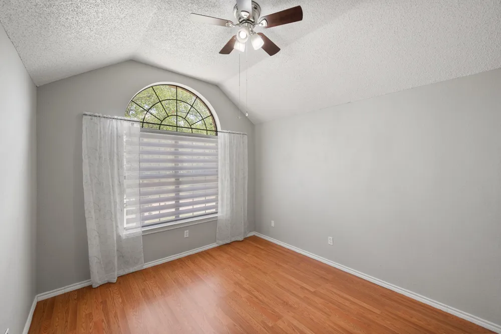 4313 Kenwood Drive Grapevine, TX 76051