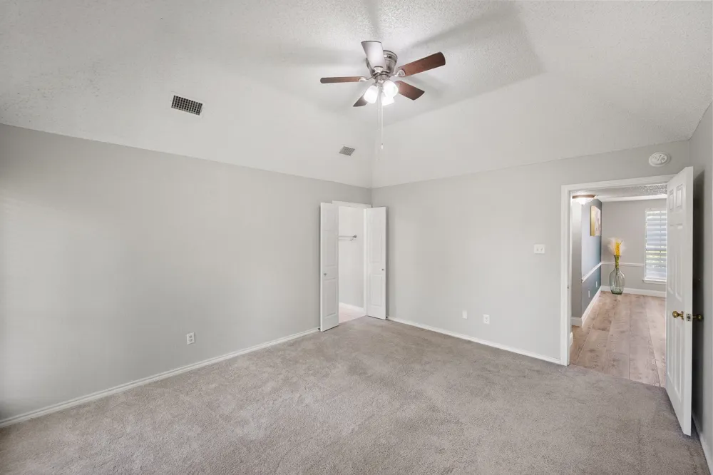 4313 Kenwood Drive Grapevine, TX 76051