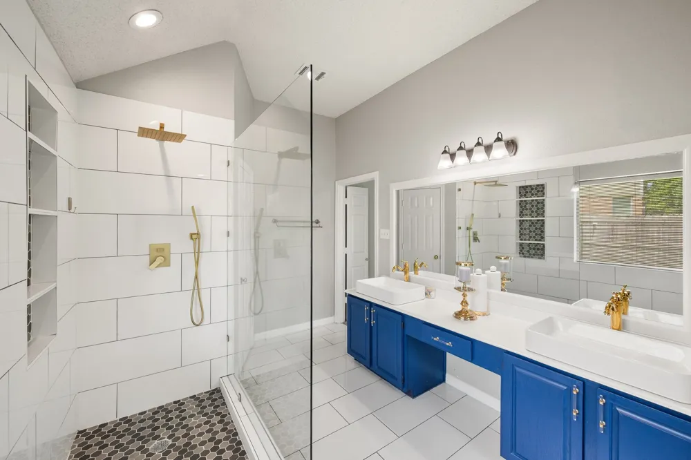 4313 Kenwood Drive Grapevine, TX 76051
