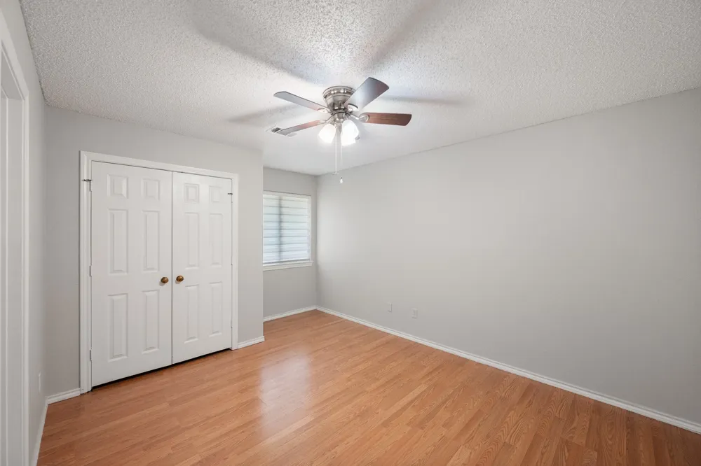 4313 Kenwood Drive Grapevine, TX 76051