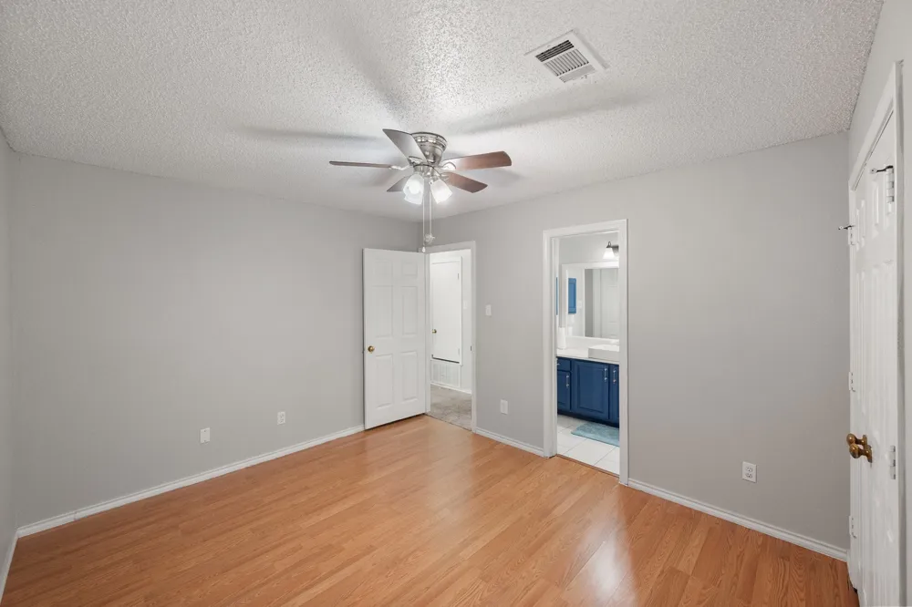 4313 Kenwood Drive Grapevine, TX 76051