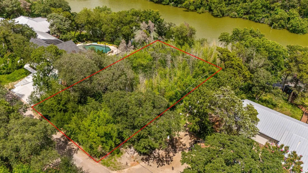 Rainbow Drive Woodway, TX 76712