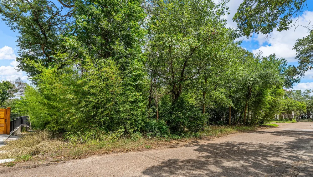 Rainbow Drive Woodway, TX 76712