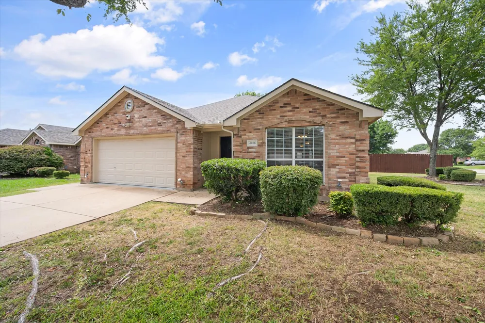 4406 Fox Meadows Lane Mansfield, TX 76063