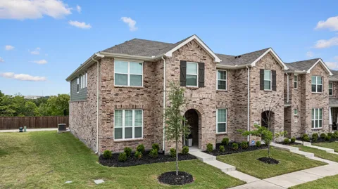 2920 Baneberry Lane