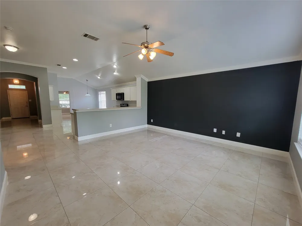 8033 Summer Stream Drive Fort Worth, TX 76134