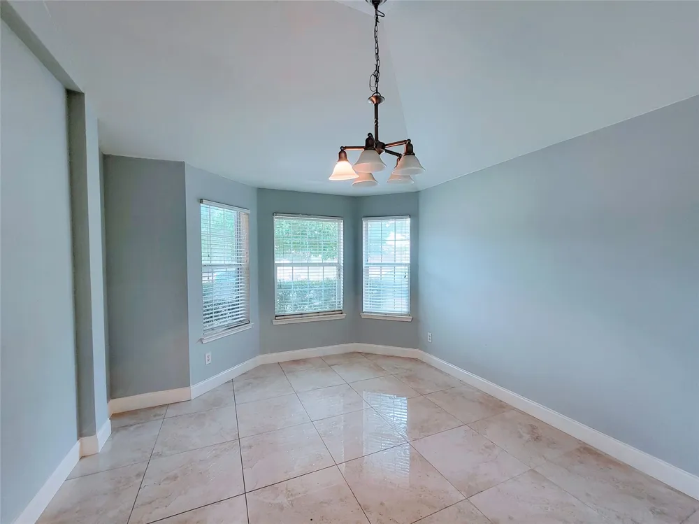 8033 Summer Stream Drive Fort Worth, TX 76134