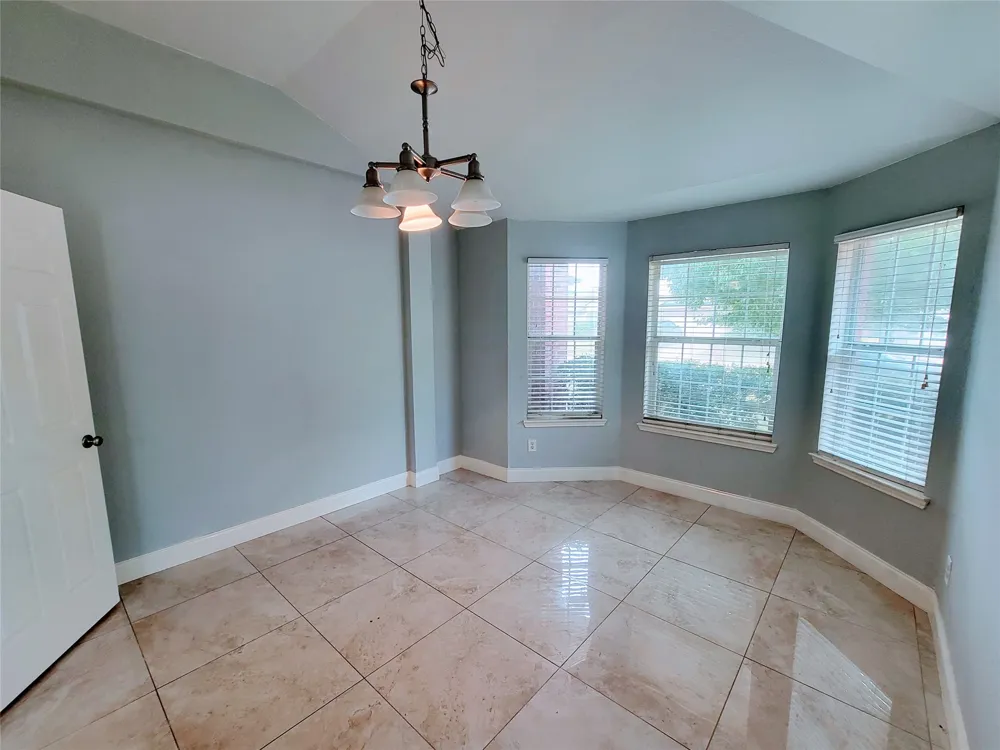 8033 Summer Stream Drive Fort Worth, TX 76134
