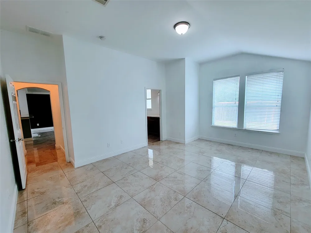 8033 Summer Stream Drive Fort Worth, TX 76134