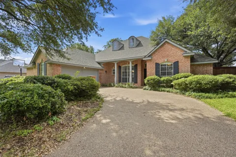 3318 Summergrove Drive