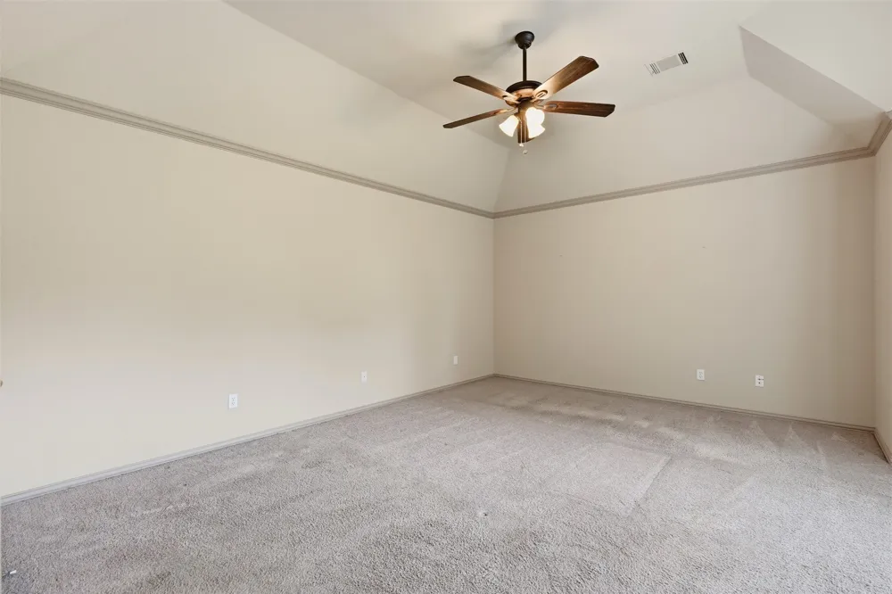 3318 Summergrove Drive Arlington, TX 76001