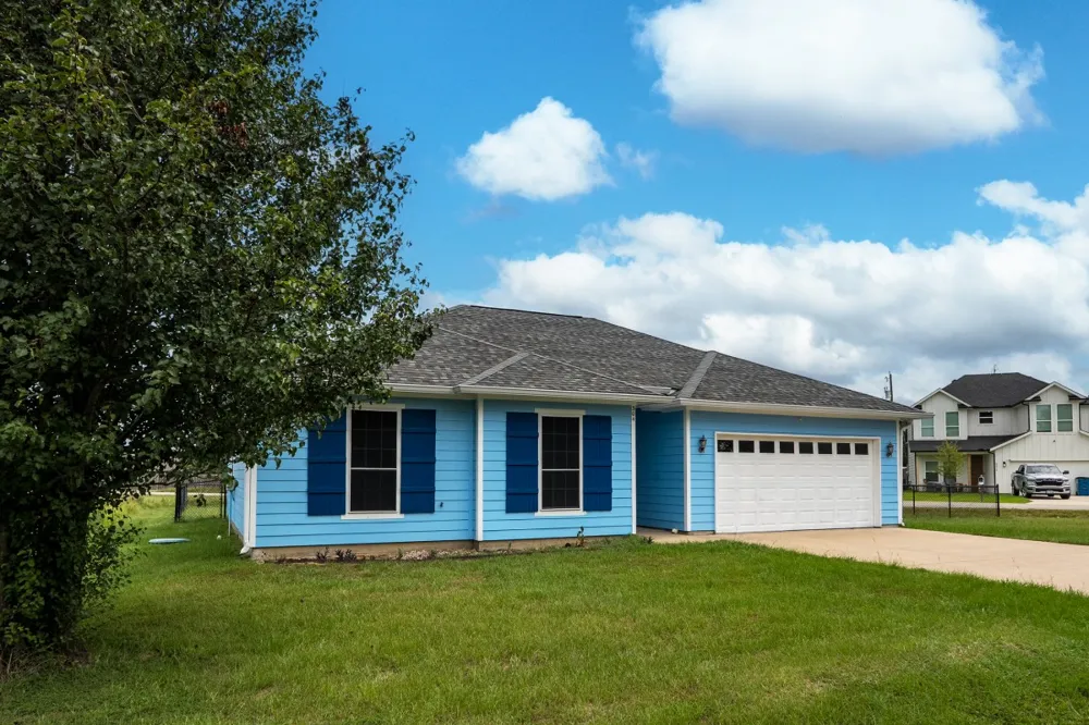 304 Port Drive Gun Barrel City, TX 75156