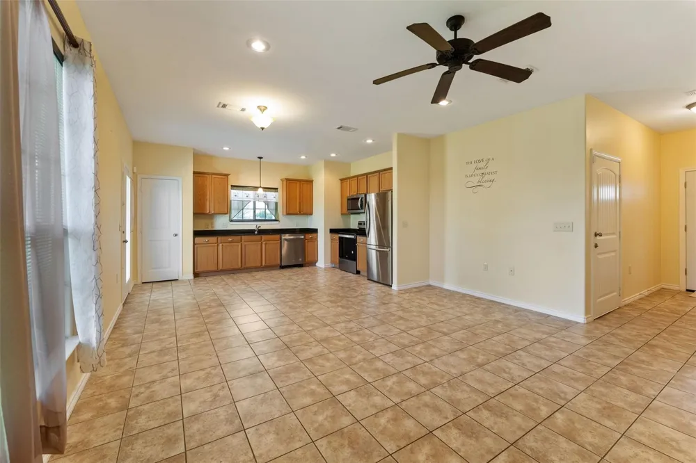 304 Port Drive Gun Barrel City, TX 75156