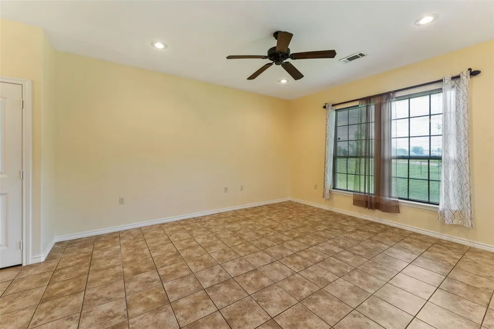304 Port Drive Gun Barrel City, TX 75156