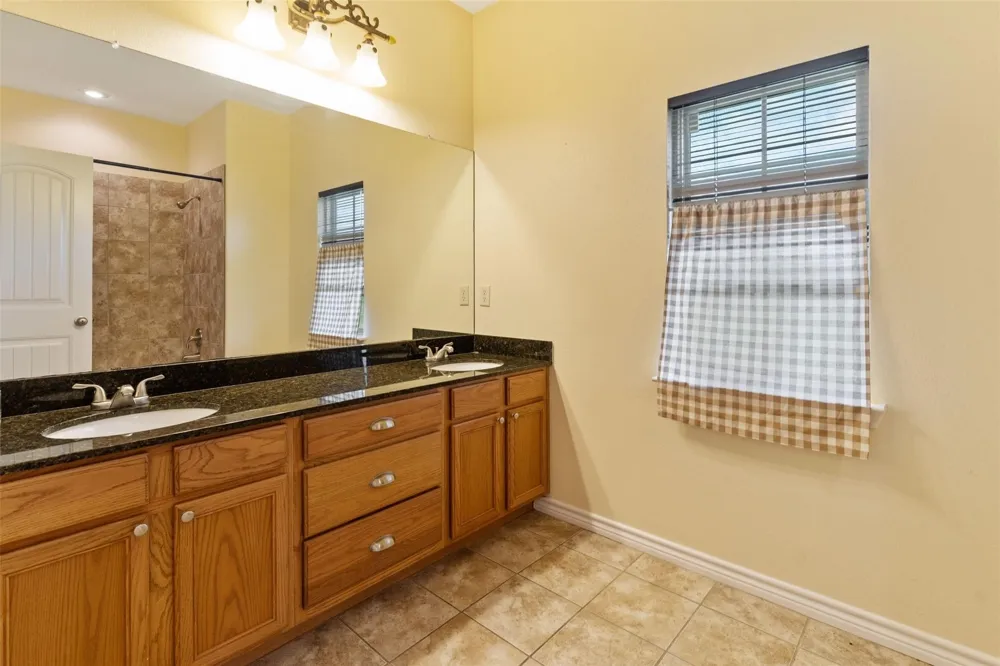 304 Port Drive Gun Barrel City, TX 75156
