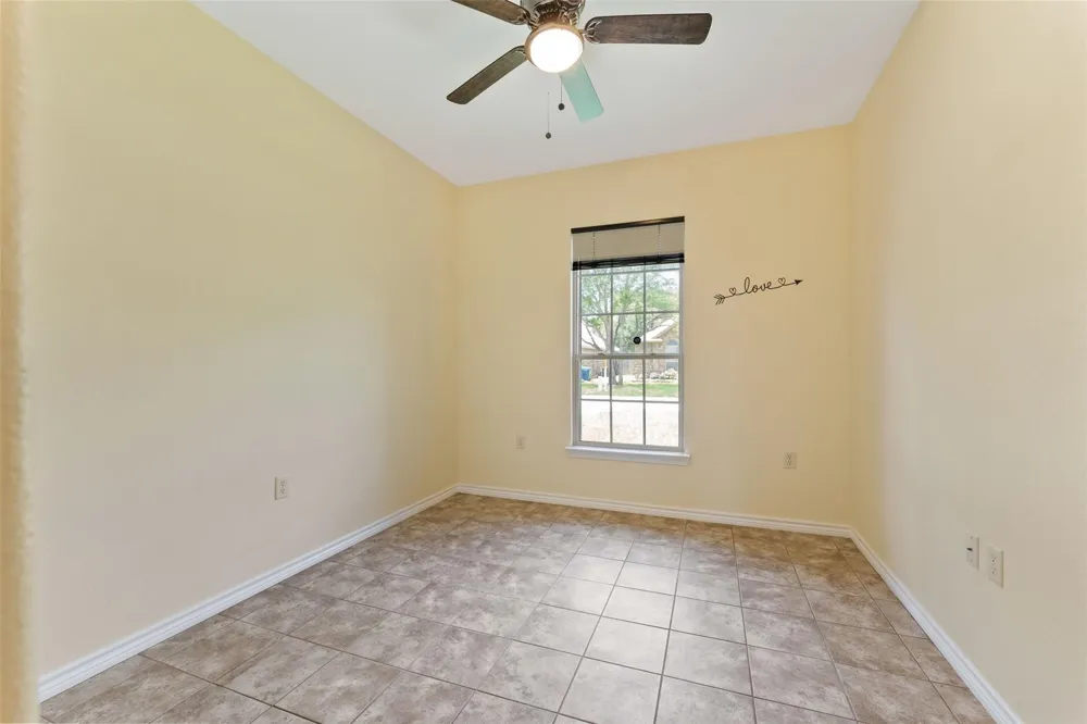 304 Port Drive Gun Barrel City, TX 75156