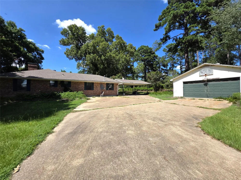 4221 Pine Wood Trail Larue, TX 75770