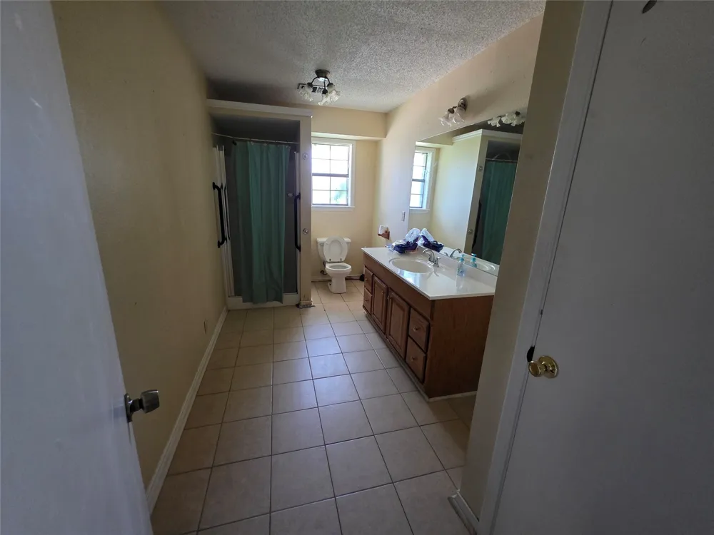 4221 Pine Wood Trail Larue, TX 75770