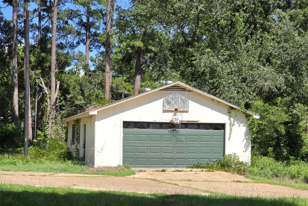 4221 Pine Wood Trail Larue, TX 75770