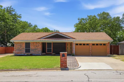 2237 Shady Brook Drive