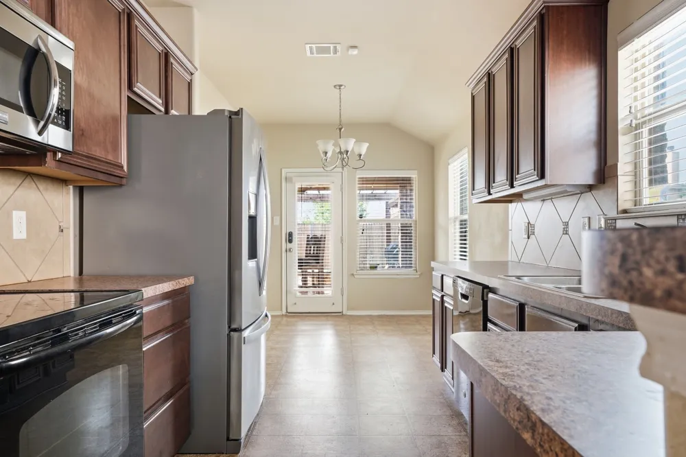 2006 Victorian Drive Heartland, TX 75126