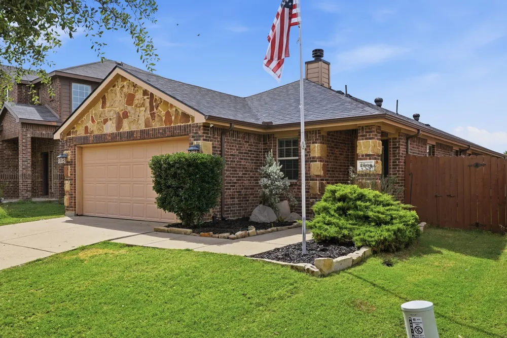 2006 Victorian Drive Heartland, TX 75126