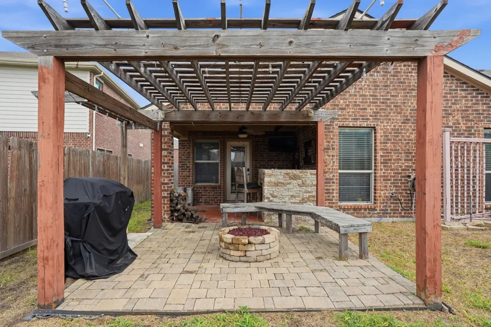 2006 Victorian Drive Heartland, TX 75126