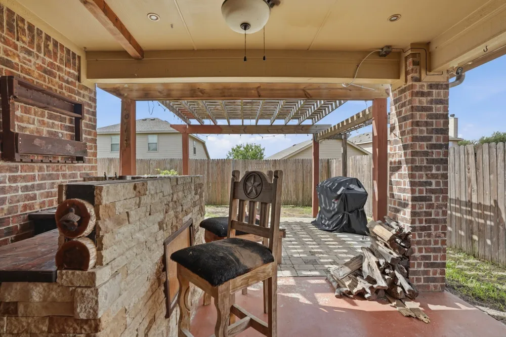 2006 Victorian Drive Heartland, TX 75126