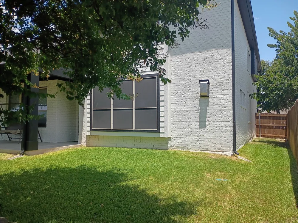 2311 Tawny Owl Road Grand Prairie, TX 75052
