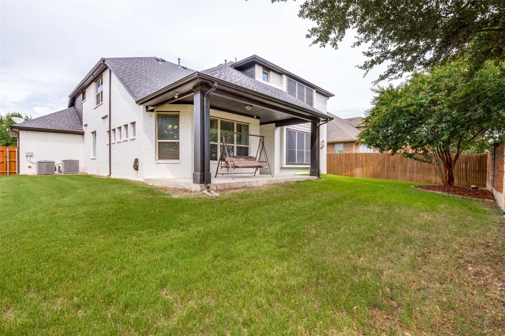 2311 Tawny Owl Road Grand Prairie, TX 75052