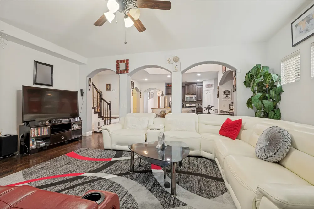2311 Tawny Owl Road Grand Prairie, TX 75052
