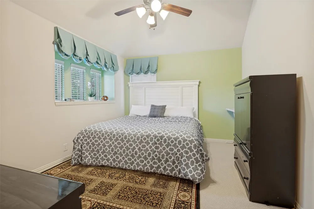 2311 Tawny Owl Road Grand Prairie, TX 75052