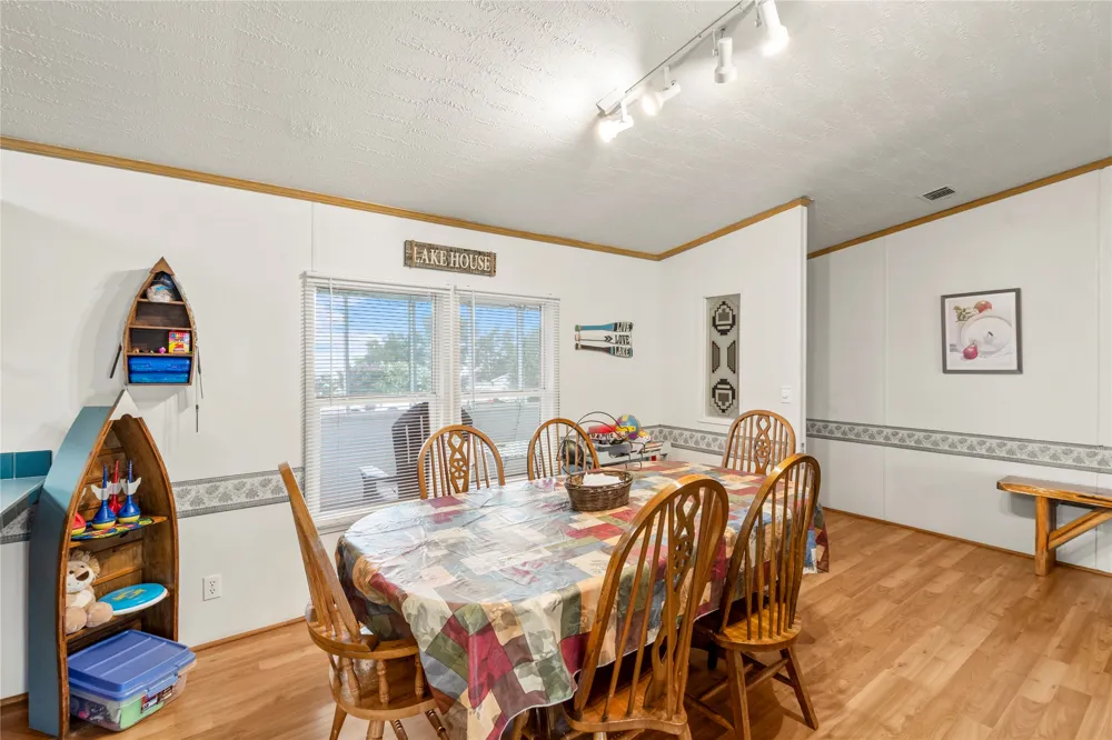 10245 Northlake Circle Kemp, TX 75143
