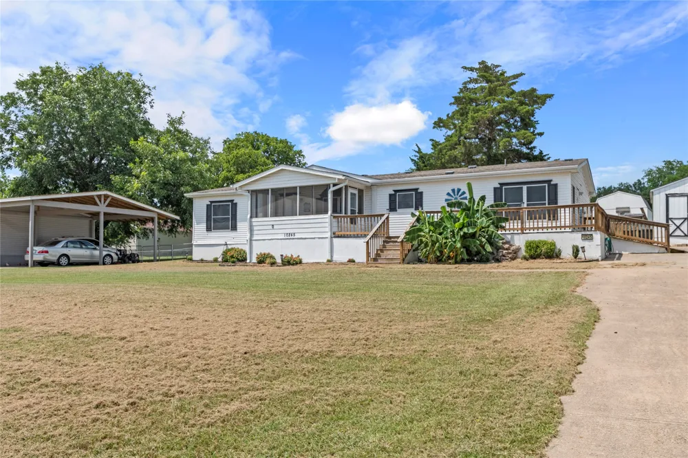 10245 Northlake Circle Kemp, TX 75143