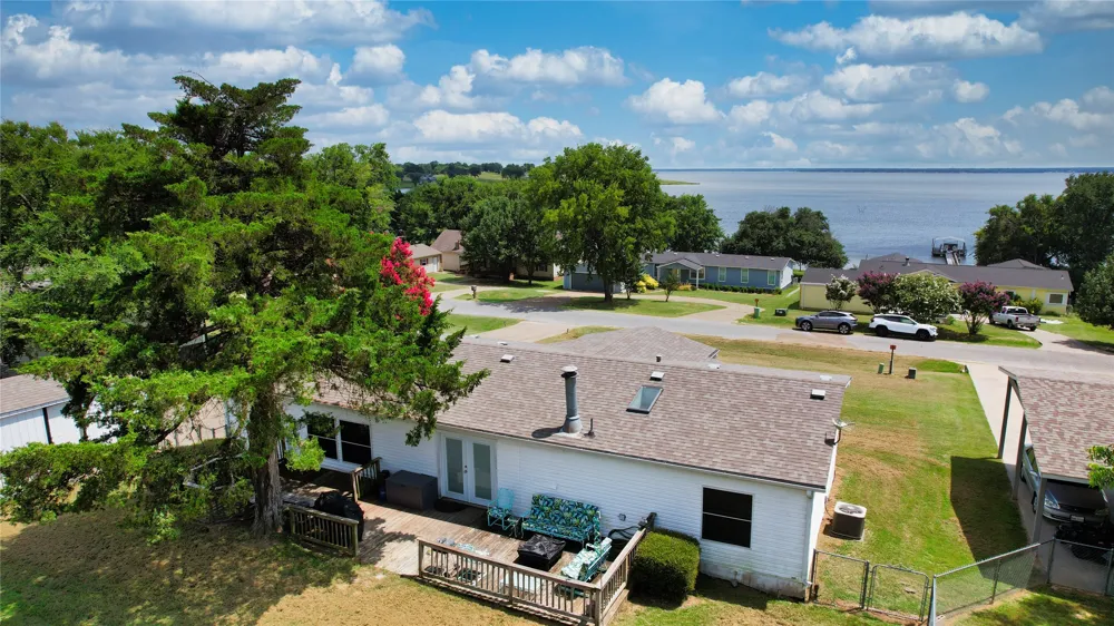 10245 Northlake Circle Kemp, TX 75143
