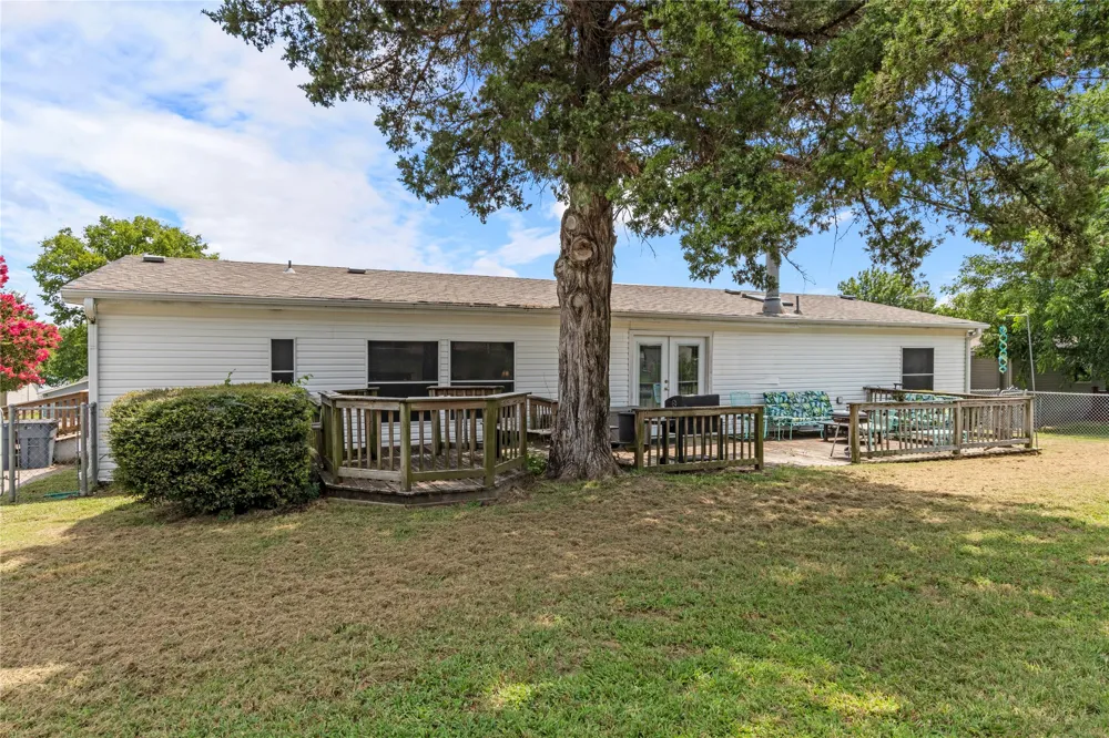 10245 Northlake Circle Kemp, TX 75143