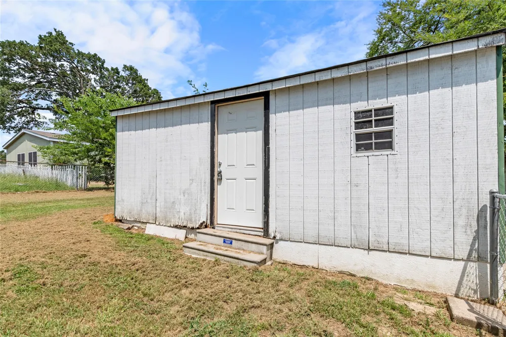 10245 Northlake Circle Kemp, TX 75143