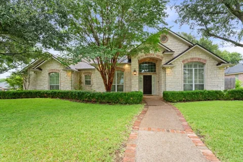 501 Sienna Bend Trail